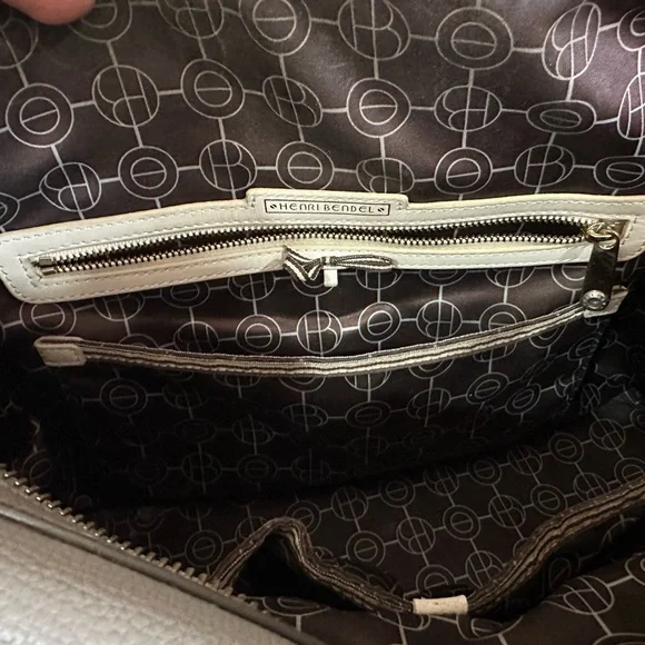 Henri Bendel Satchel Gray - Picture 5 of 11